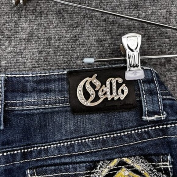 Cello Low Rise Boot Cut Jeans Embroidered Embellished Juniors 9 Y2K Distressed - Picture 10 of 16